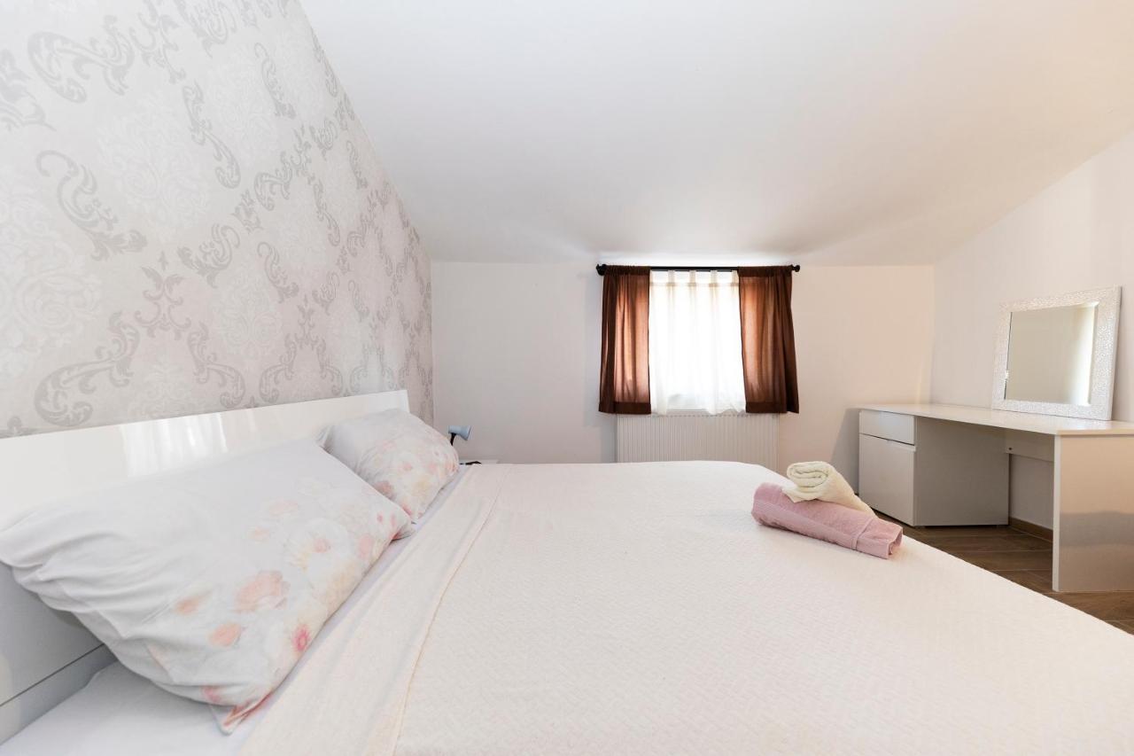 Apartman Lana Biograd Na Moru Extérieur photo