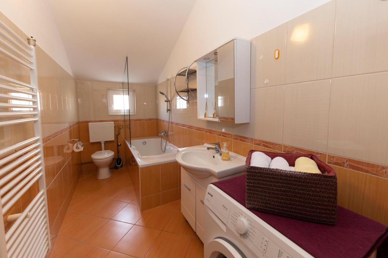 Apartman Lana Biograd Na Moru Extérieur photo