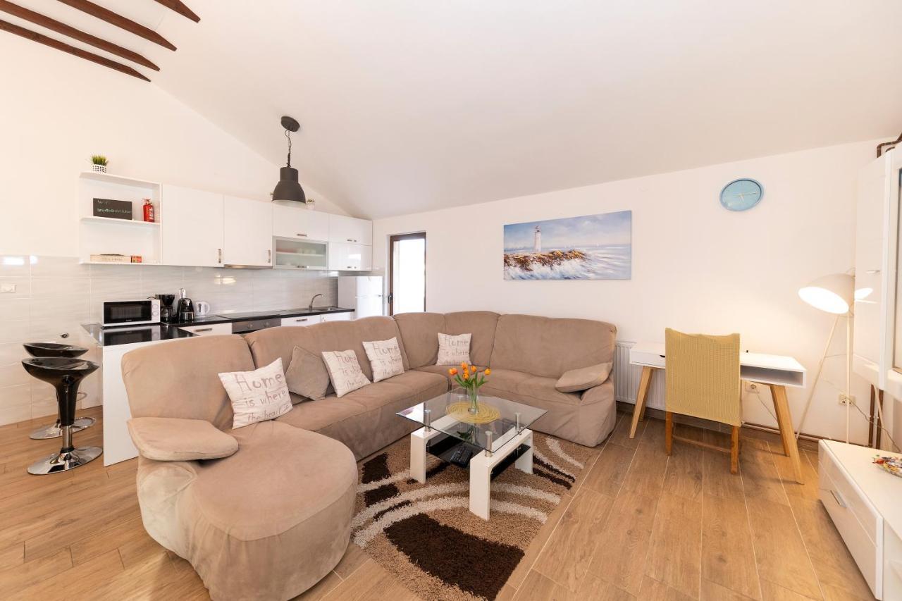 Apartman Lana Biograd Na Moru Extérieur photo