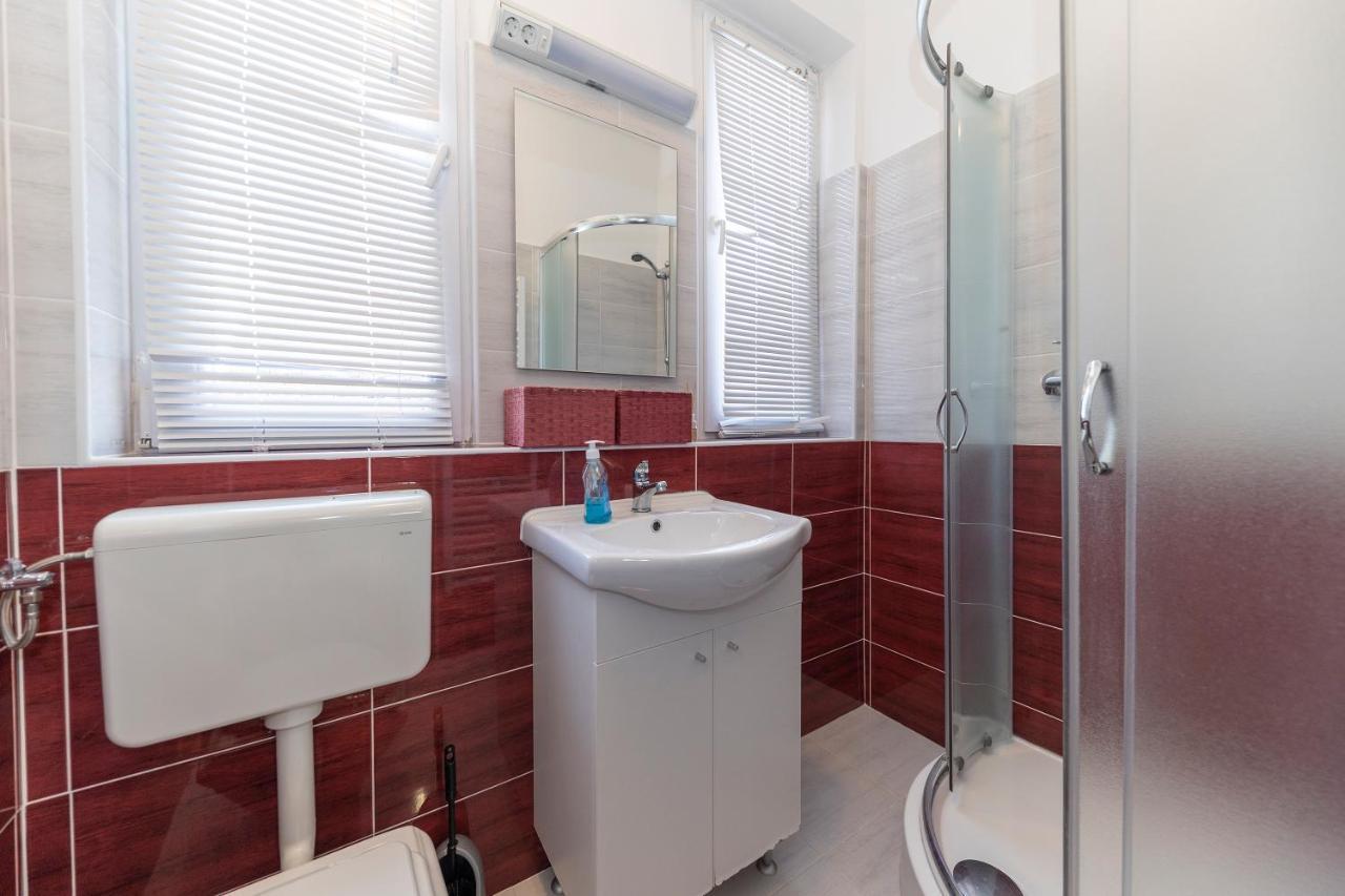 Apartman Lana Biograd Na Moru Extérieur photo
