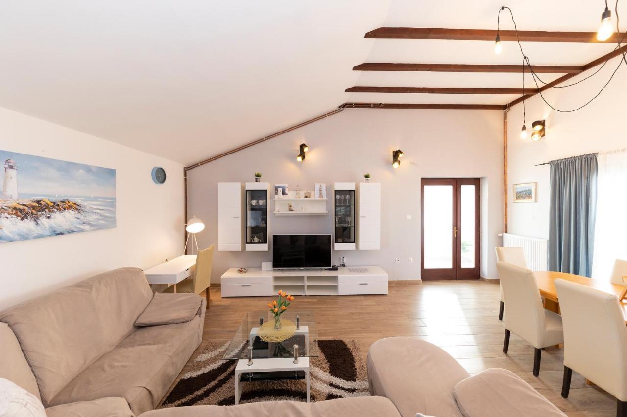 Apartman Lana Biograd Na Moru Extérieur photo